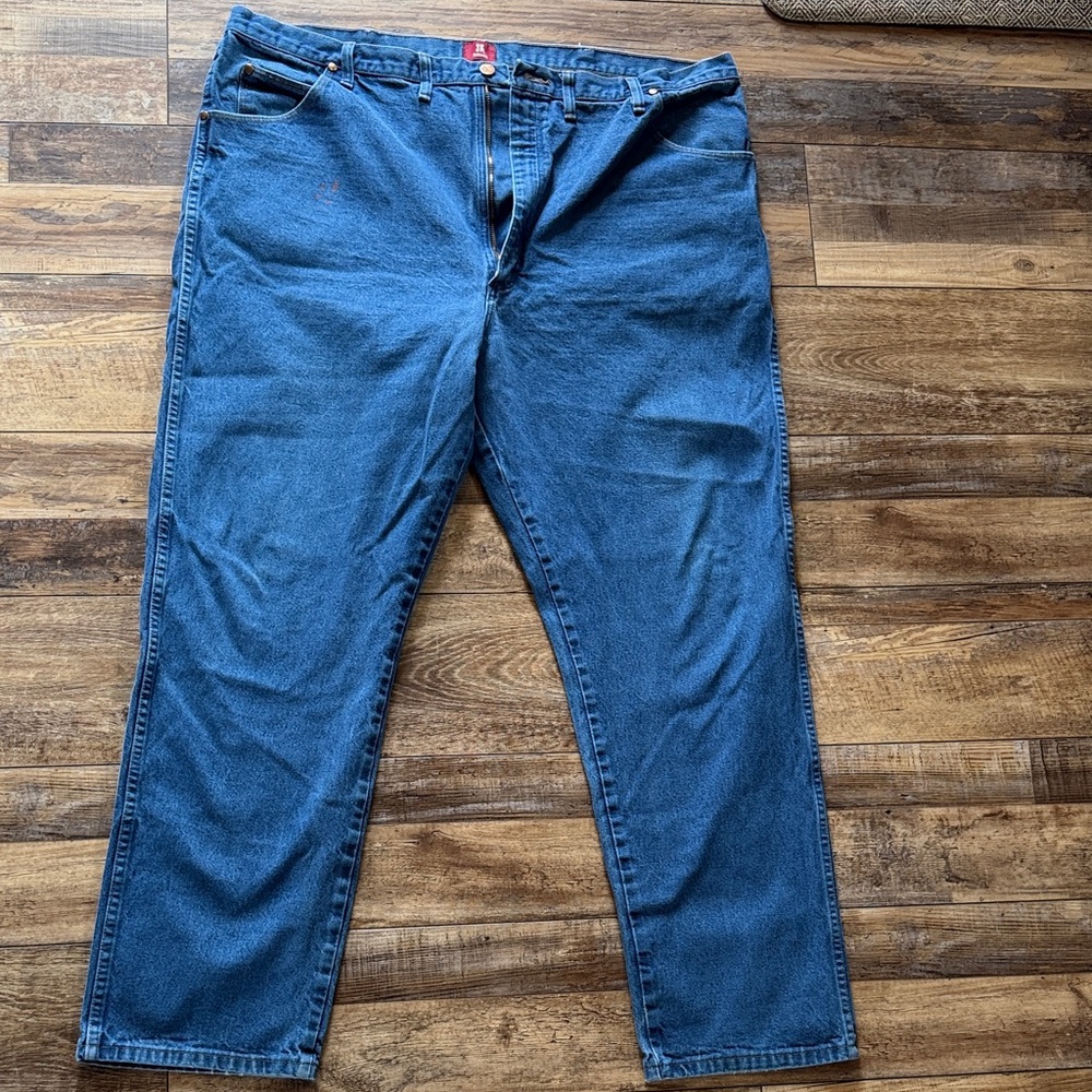 Wrangler’s Classic Men's Blue Denim Jeans 46 x 34